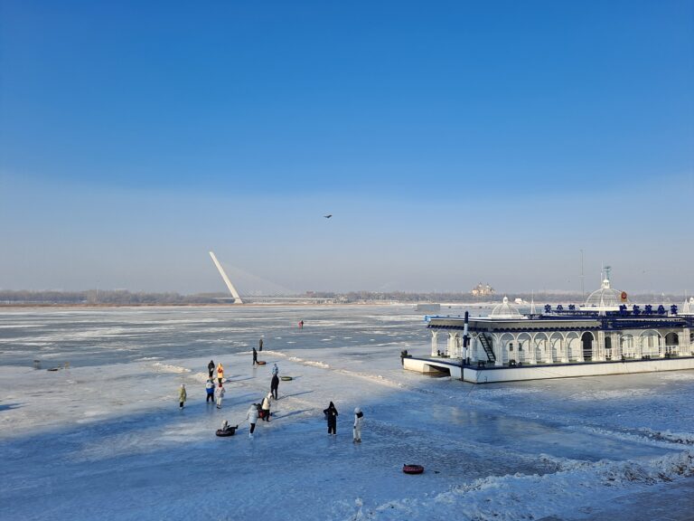 ภาพประกอบ 松花江 ซงฮวาเจียง / แม่น้ำซงฮวา