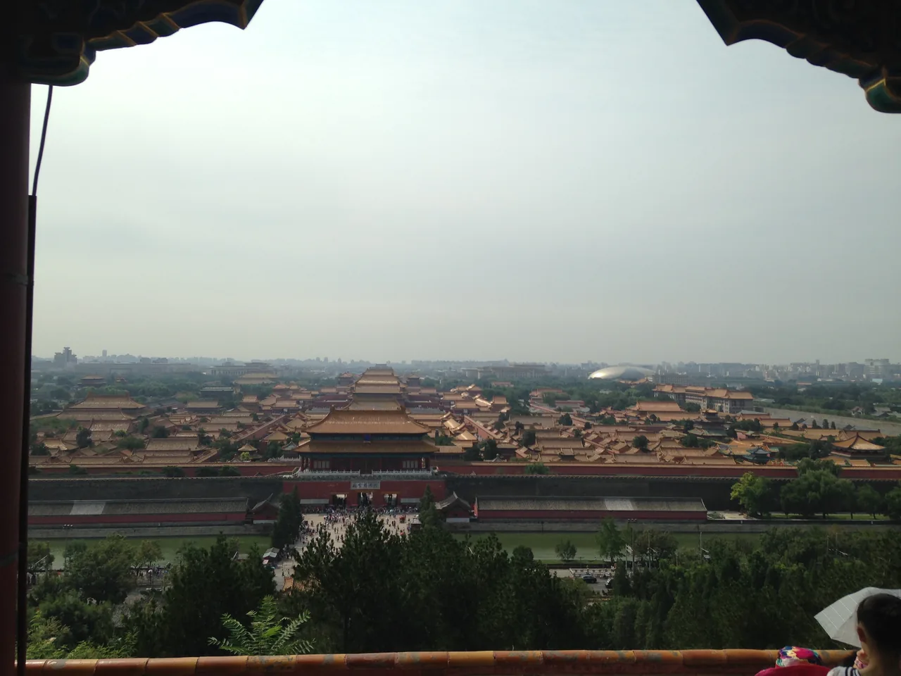 มุมมองพระราชวังต้องห้ามจากบริเวณศาลาว่านชุนในสวนจิ่งซาน